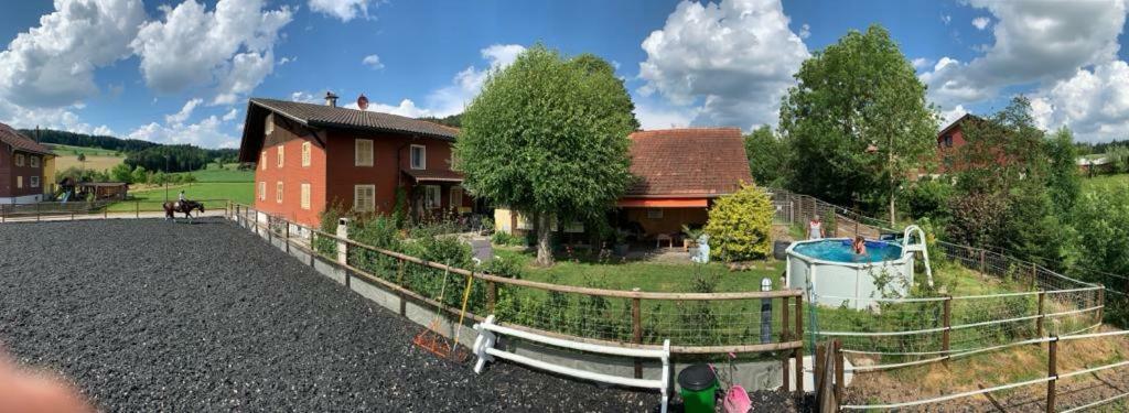 Villa Kunterbunt Grosswangen Екстериор снимка